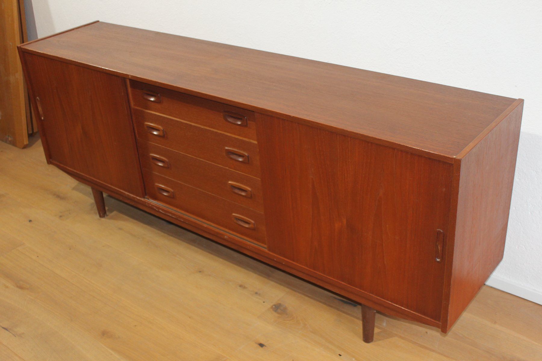 Cassettiere: Mid Century Teak Sideboard – Usato da Glarus venduto da Toni-Glarus 3