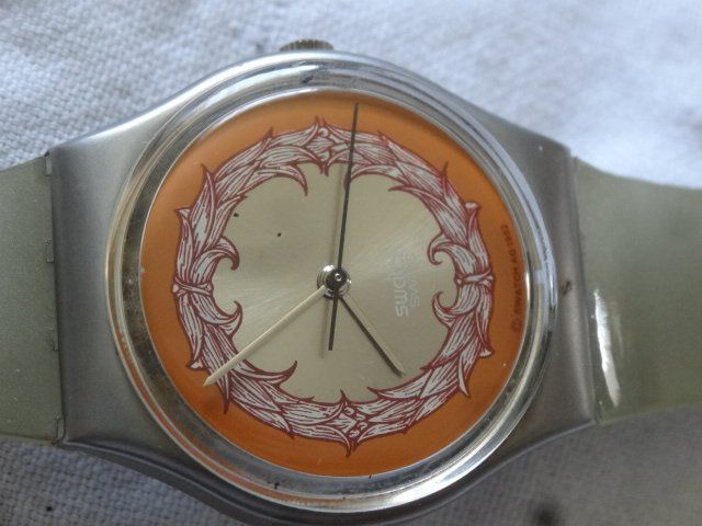 Swatch Montres: S-WATCH  SCHÖNE HERREN UHR,QUARTZ.SCHÖNE FARBE.LÄÜFT – D'occasion à zürich par ahmad01 6