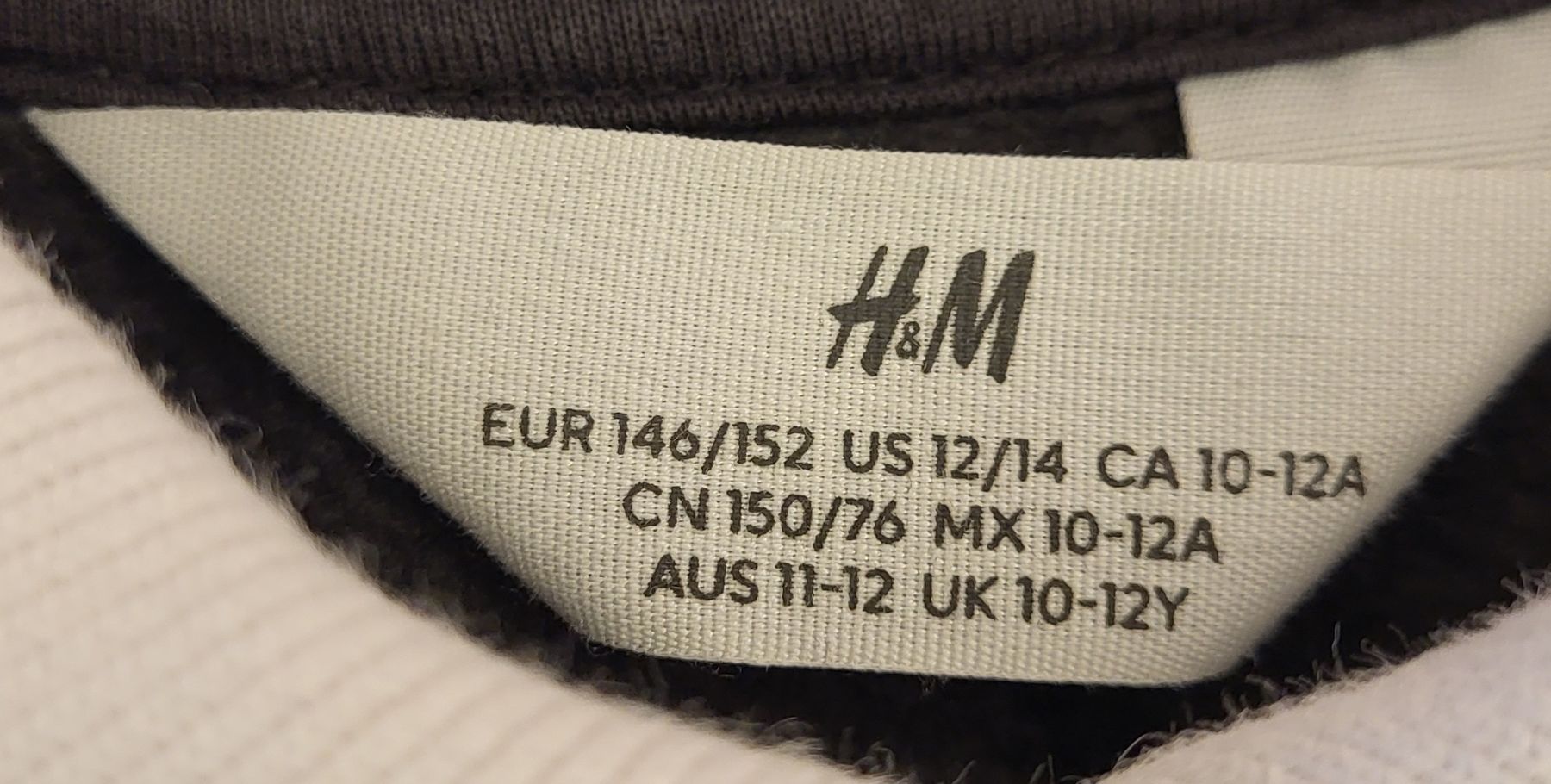 H&M Maglioni & Felpe: Pull Stranger Things H&M taille 146/152 – Usato da Martigny-Croix venduto da barbamama1977 2
