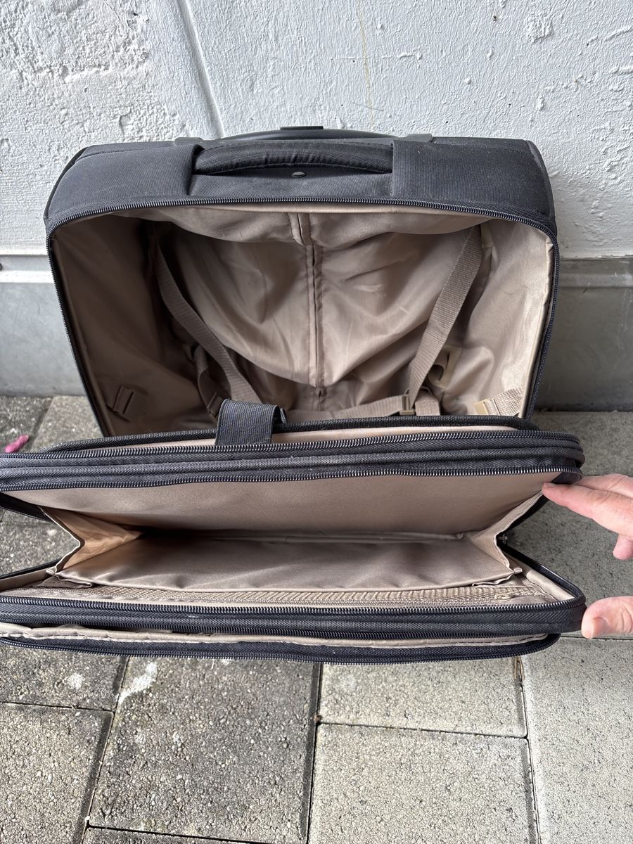 Valigie & Borse: Schwarzer Pilotenkoffer Trolley - Robust und geräumig! – Usato da Bülach venduto da Jackybabue 6
