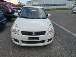 Suzuki Swift 1.3 4WD
