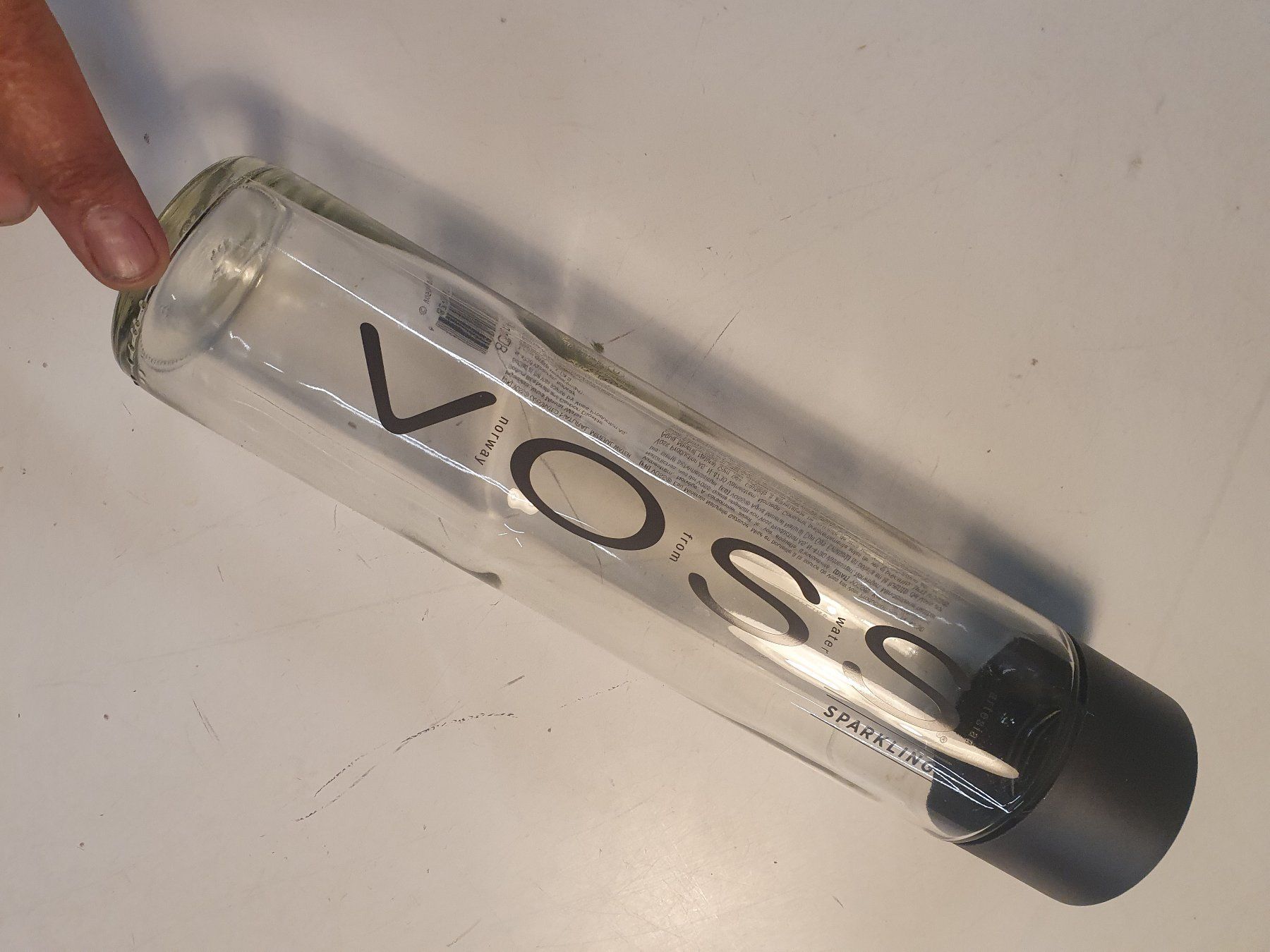 Altro per la casa: Voss Soda Trinkflasche 800 ml – Usato da Zürich venduto da loosebone