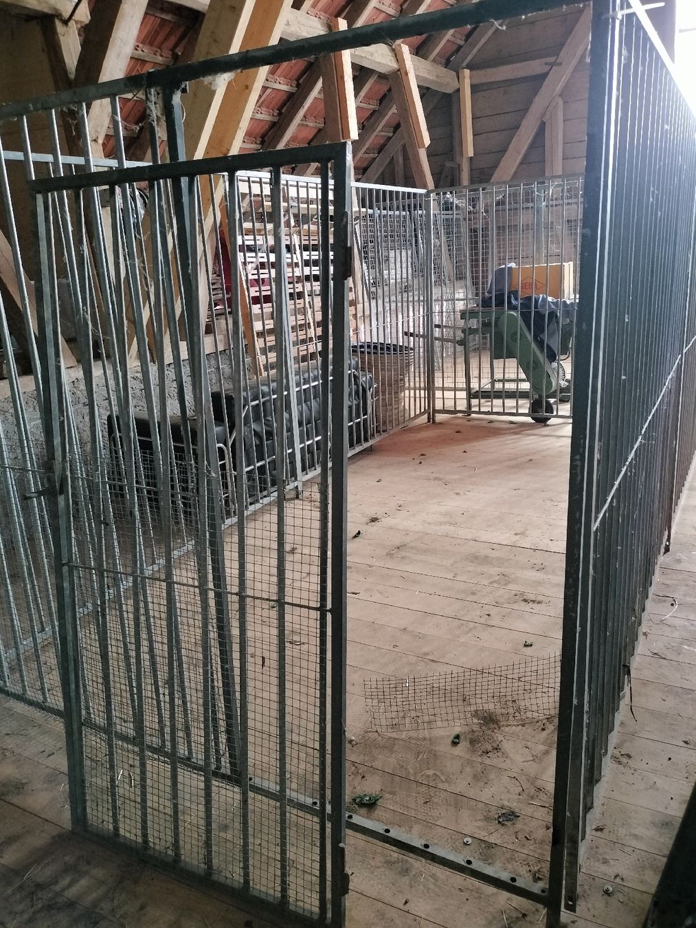 Gabbie, trasporto & Sicurezza: Hundezwinger 180x200x400 – Usato da Farnern venduto da Zapatero13 2