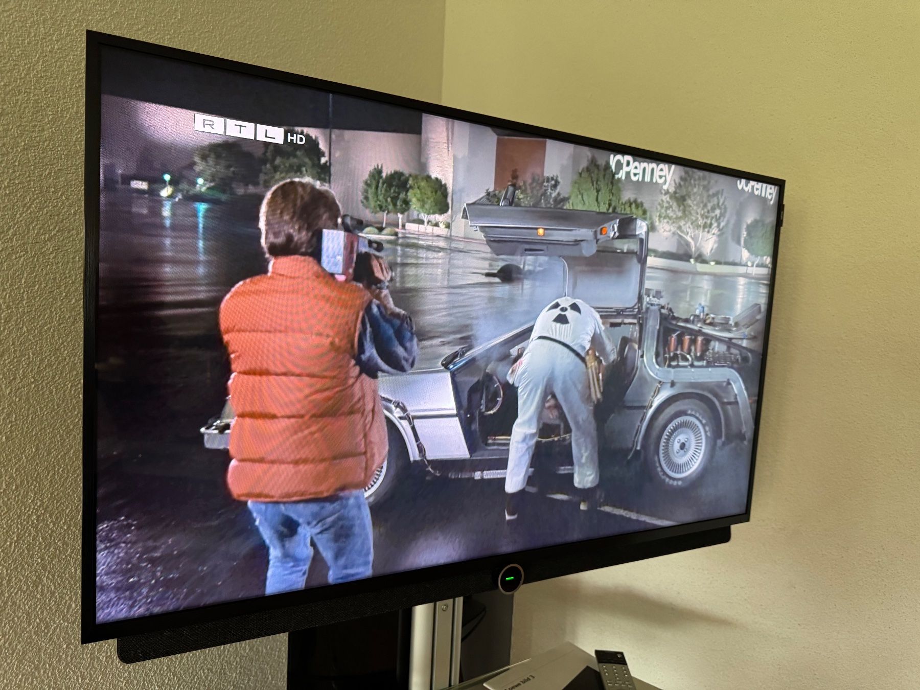 Loewe Televisori: Loewe bild 3.43 Fernseher/TV – Usato da Moosseedorf venduto da SDmedia 3