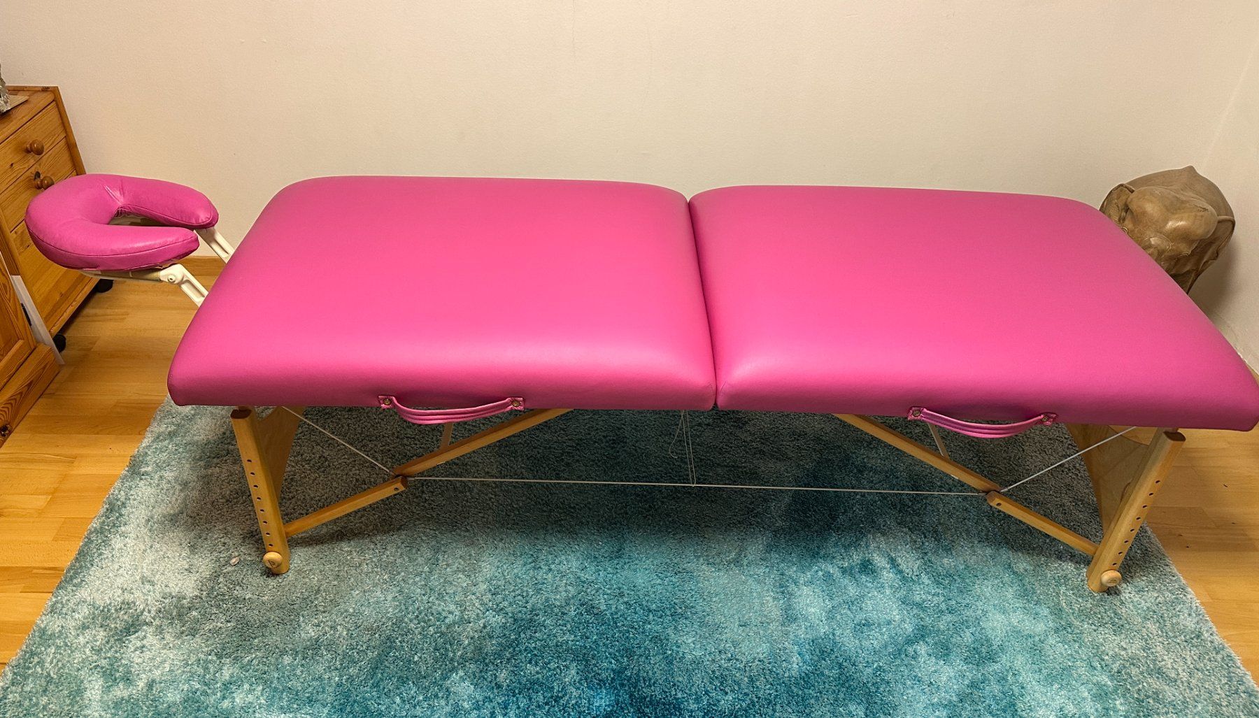 Lettini & sedie per cosmetici: Massageliege Magenta von Oakworks Nova III – Usato da Buchrain venduto da Pranic
