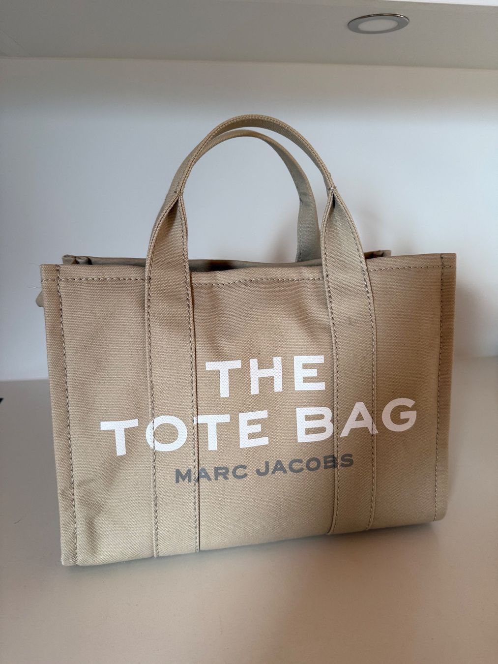 Marc Jacobs Borse da donna: Marc Jacobs Tote Bag – Usato da Kägiswil venduto da Denxn