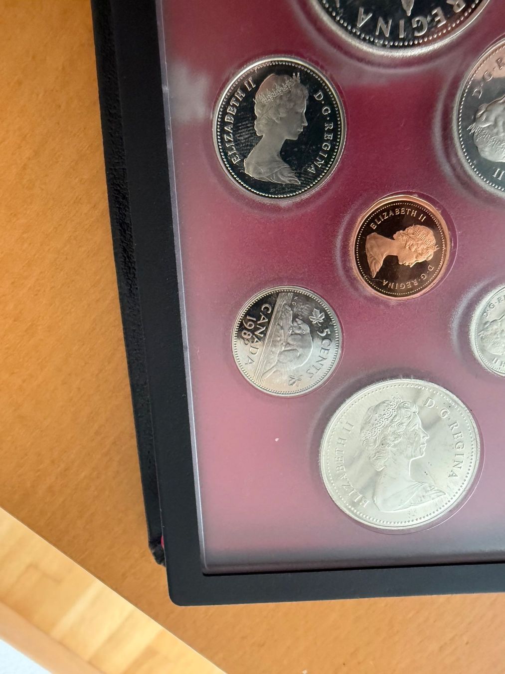 Tutti le monete: Kanada Münzset/Satz 1982, Etui, Top – Usato da Fehraltorf venduto da bruggin 4