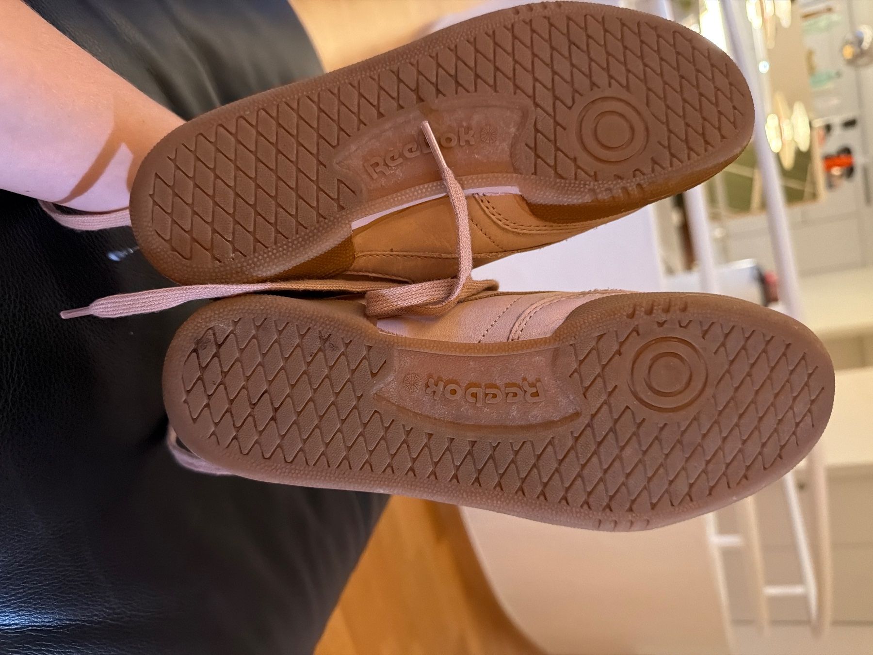 Reebok Damenschuhe: Reebok Sneaker Grösse 37 – Gebraucht aus Zürich von Annamcrem 3