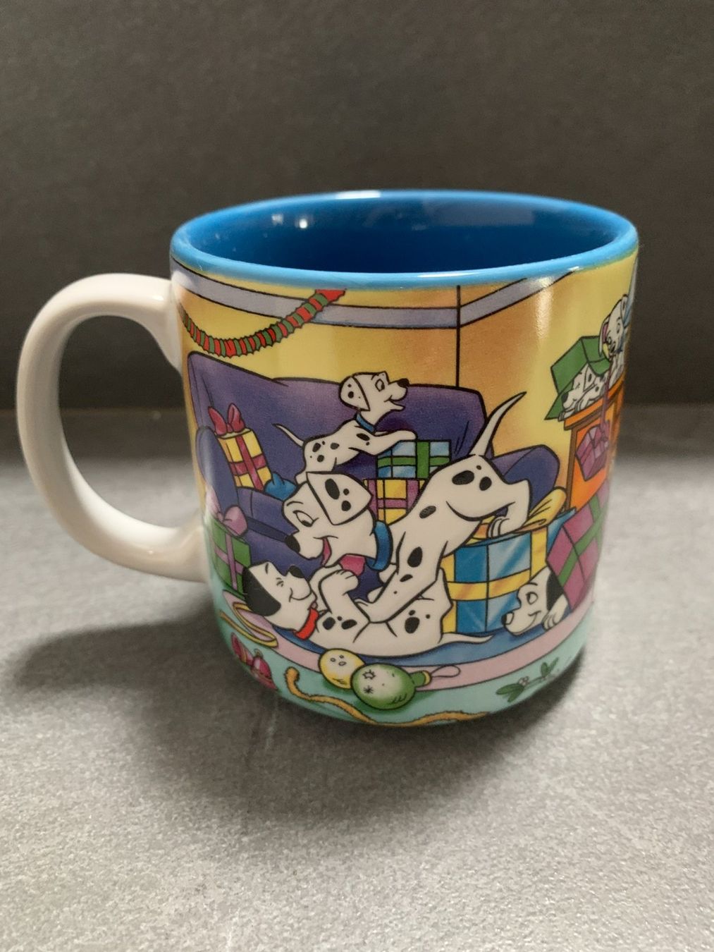 Disney Tazze: Disney Classics 2001, 101 Dalmatiner, Sammlerstück – Usato da Ittenthal venduto da Littleirene 1