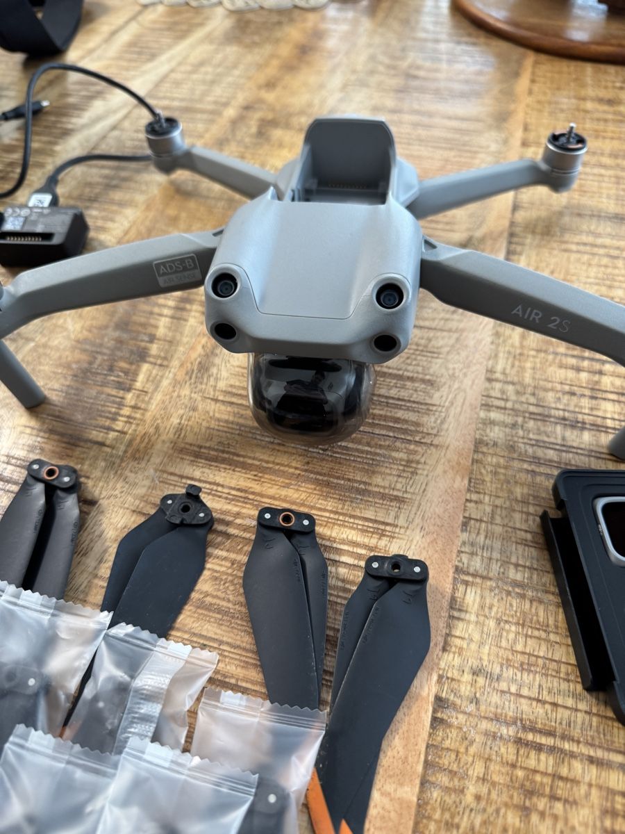 DJI Modellismo RC: DJI Air 2S Drohne Fly More Combo – Usato da Opfikon venduto da jas_k9kd 7