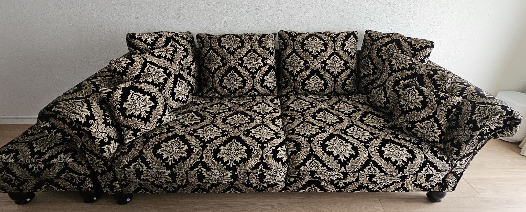 Kare Divani: Kare Design 2 Barock-Sofa mit 1 Hocker – Usato da Uster venduto da _only4you_ 3