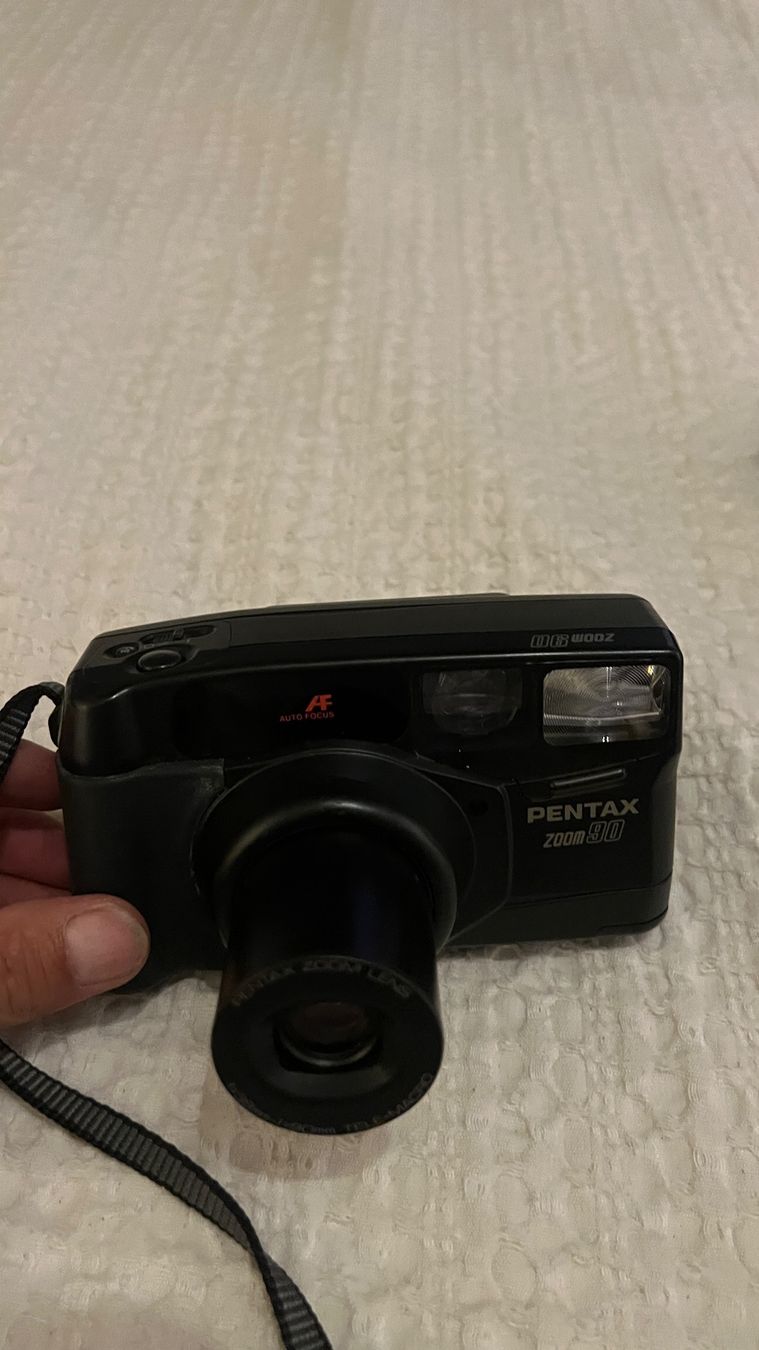 Pentax Fotocamera: Pentax Zoom 90 Analog Kamera – Usato da Unterkulm venduto da Sita013 6
