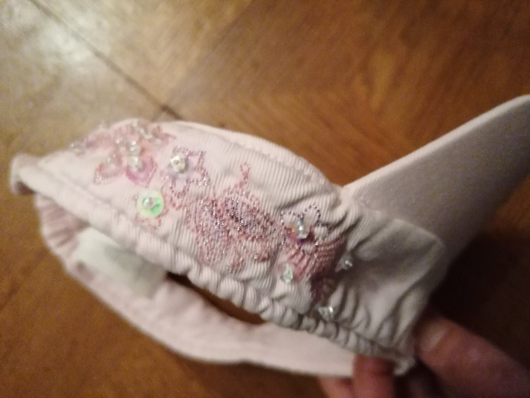 Altro abbigliamento per bambina: Sonnenblende 6-12 – Usato da Solothurn venduto da Shanty.20 1