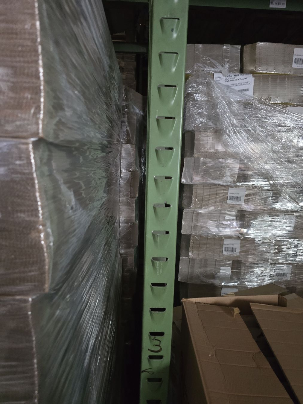 Scaffali: Regalsystem Lager Einrichtungsgegenstände gebraucht – Usato da Safenwil venduto da Leo.87. 4