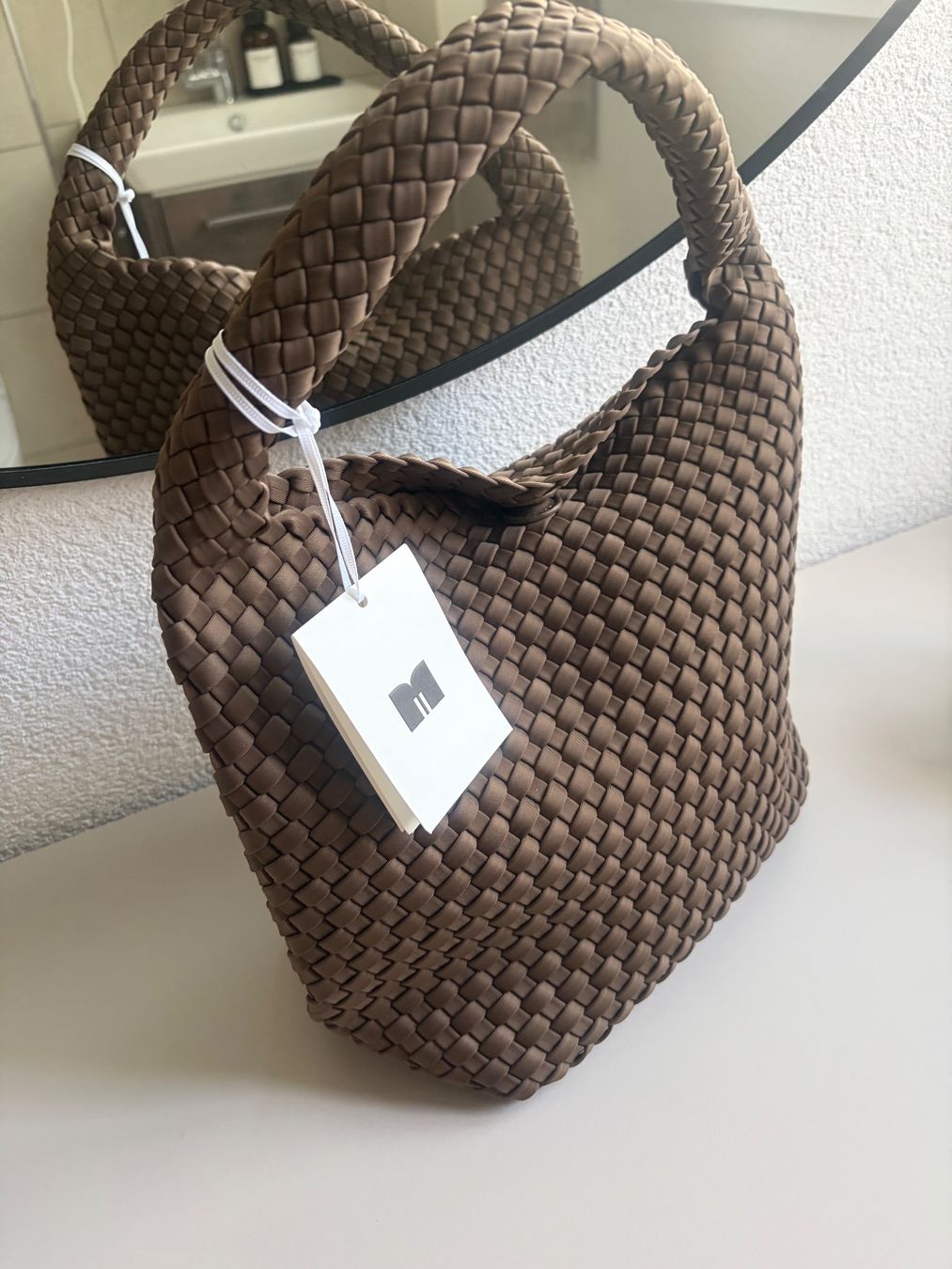 Taschen für Damen: MARREA NEU BUCKET SMALL Tasche – Neu und originalverpackt aus Wallisellen von Lan_82sz 8