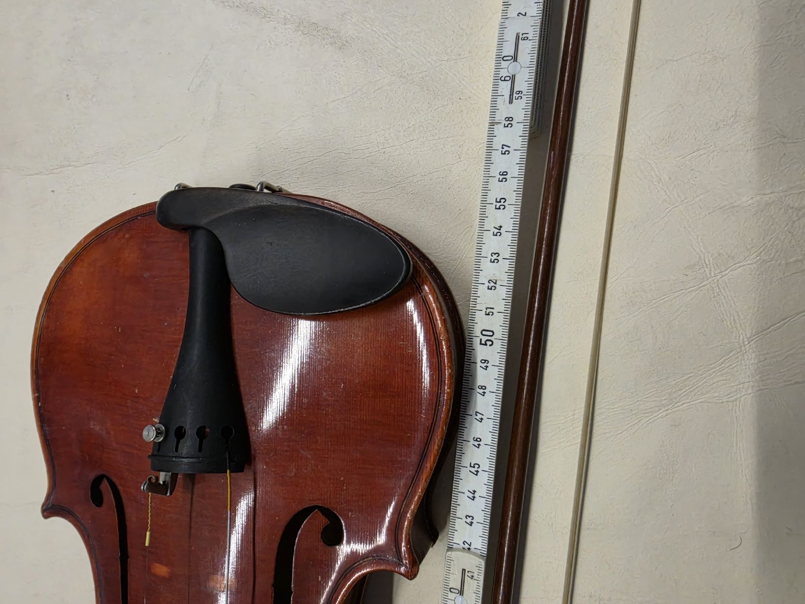 Strumenti musicali: Violine mit Bogen aus Holz, braun, – Usato da Olten venduto da Mezopotamya 1