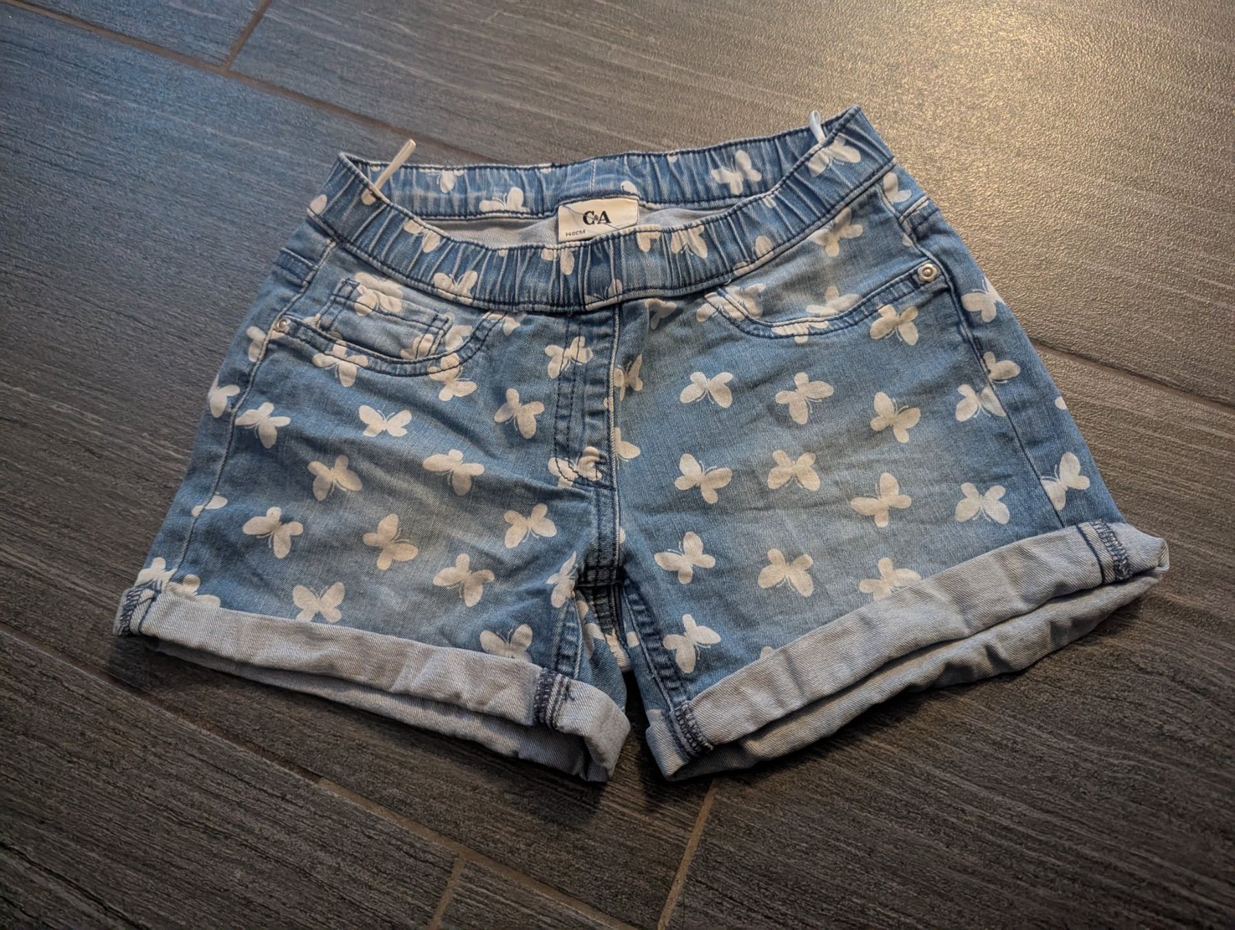 Pantaloni: Shorts 140 – Usato da Wangen ZH venduto da Nadja056