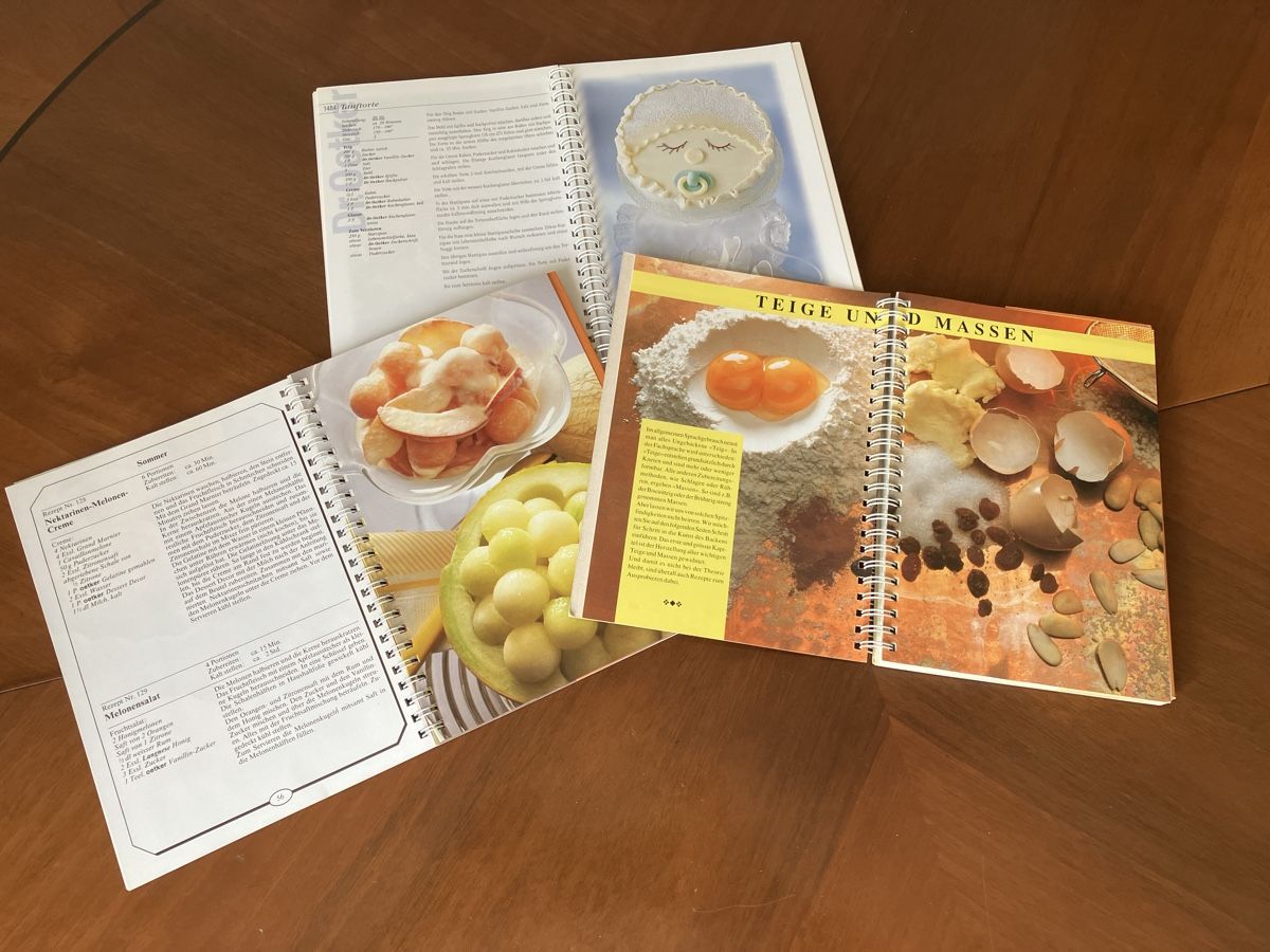 Bücher: Dr. Oetker Rezeptbücher – Gebraucht aus Laufen von mercedes420 1