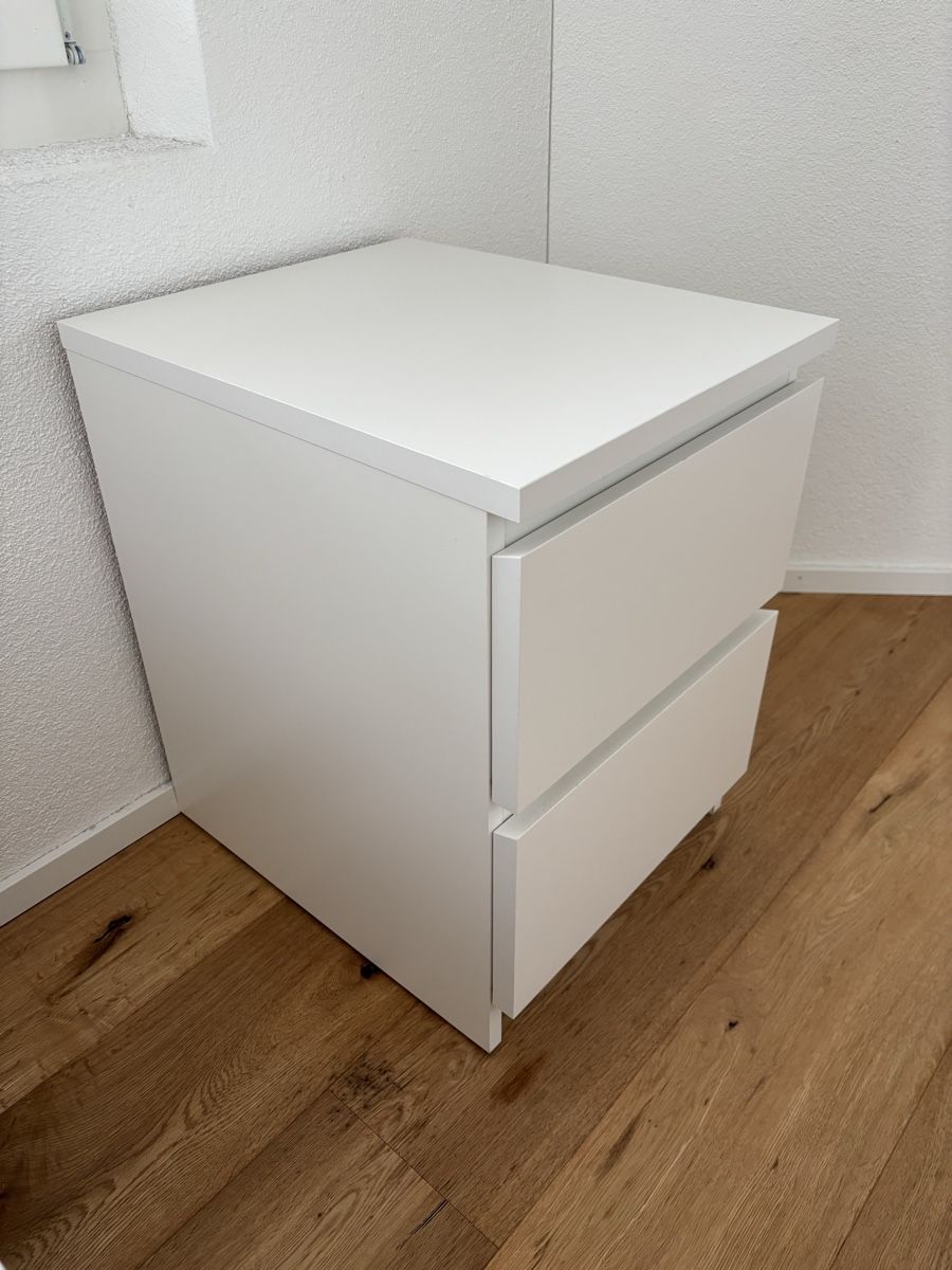 Ikea Nachttische: MALM Nachttisch mit 2 Schubladen – Gebraucht aus Einsiedeln von luk_z69w 3