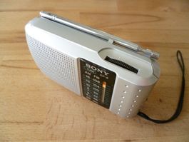 Radio FM Sony ICF-8 voll funktionsfähig
