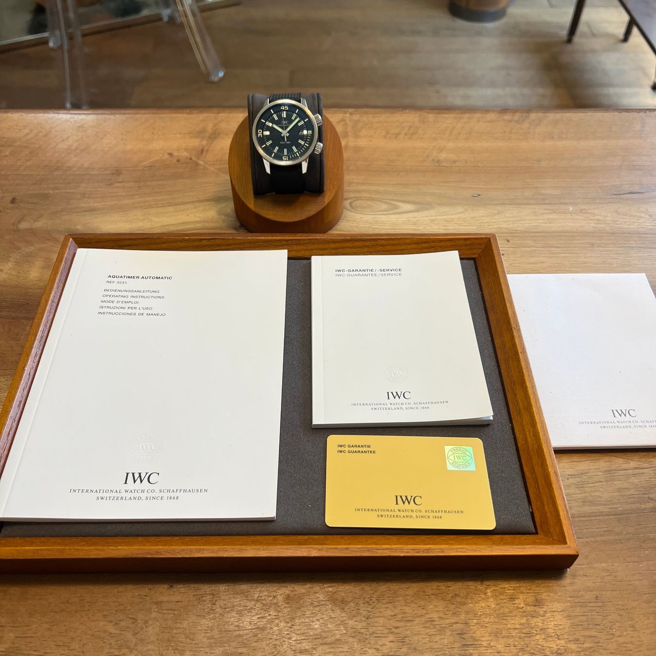 IWC Uhren: IWC Aquatimer Vintage Automatic Date IW323101 – Gebraucht aus Carouge GE von Watchaser 9