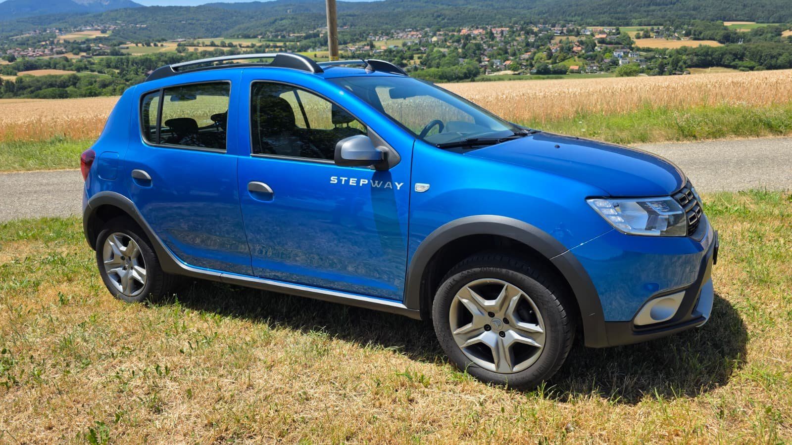 Dacia Autos: Dacia Sandero Stepway 2017, Parfaites Conditions – Gebraucht aus Genolier von CFD95 1