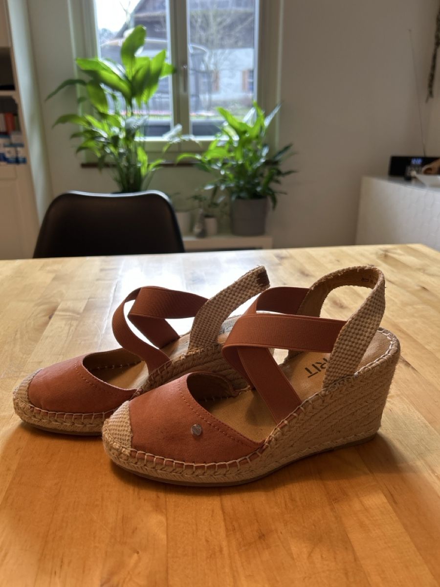 Esprit Scarpe da donna: Sommerschuhe Esprit Gr. 39 – Usato da Mühlau venduto da LaSass 1