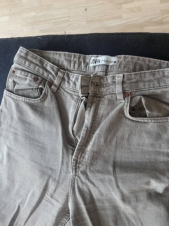 Jeans: Dunkelbeige Jeans Zara – Usato da Au ZH venduto da muetz4 2