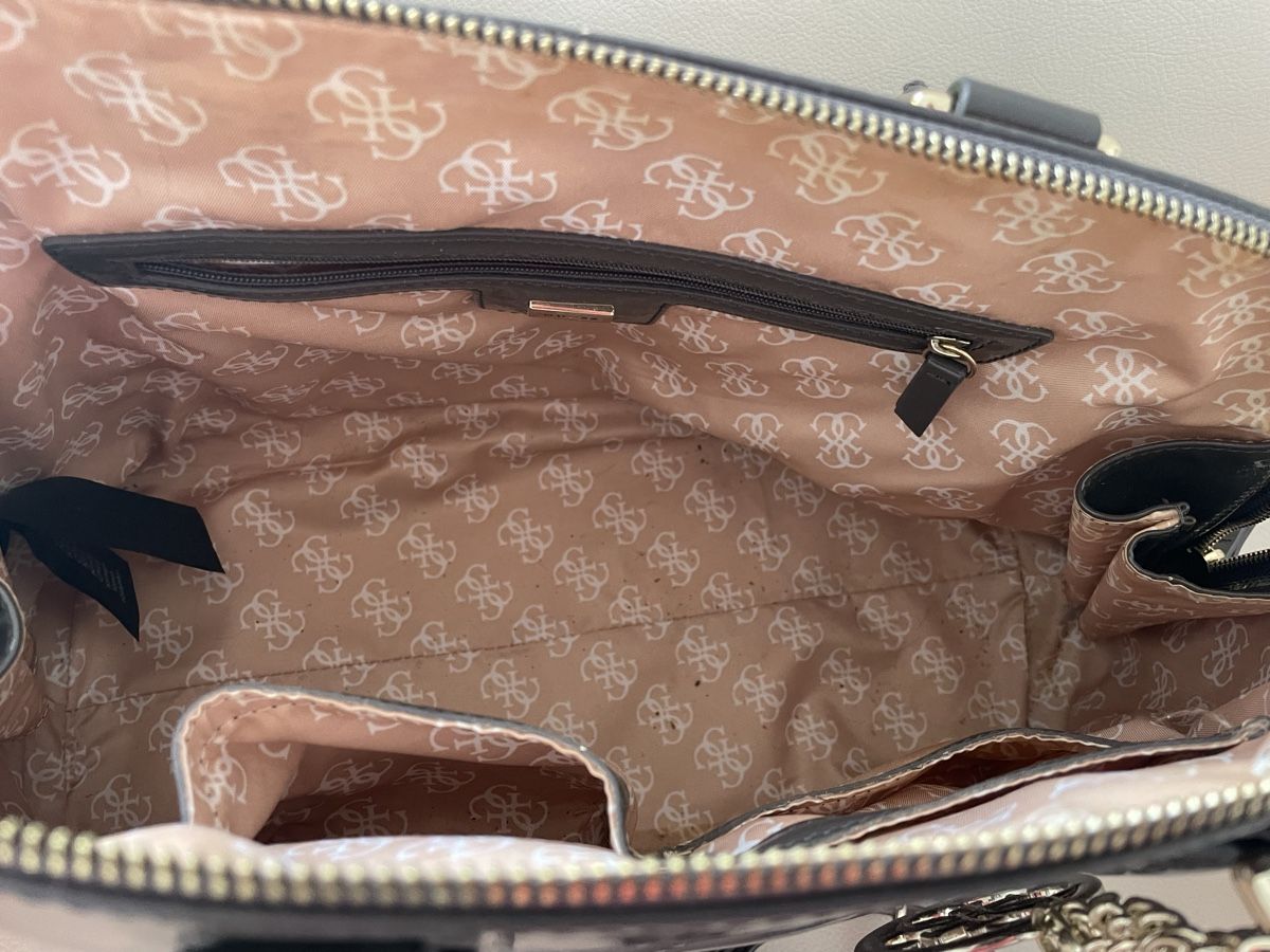 Guess Borse da donna: Guess Damen Handtasche – Usato da Rüti ZH venduto da kar_xx9l 3
