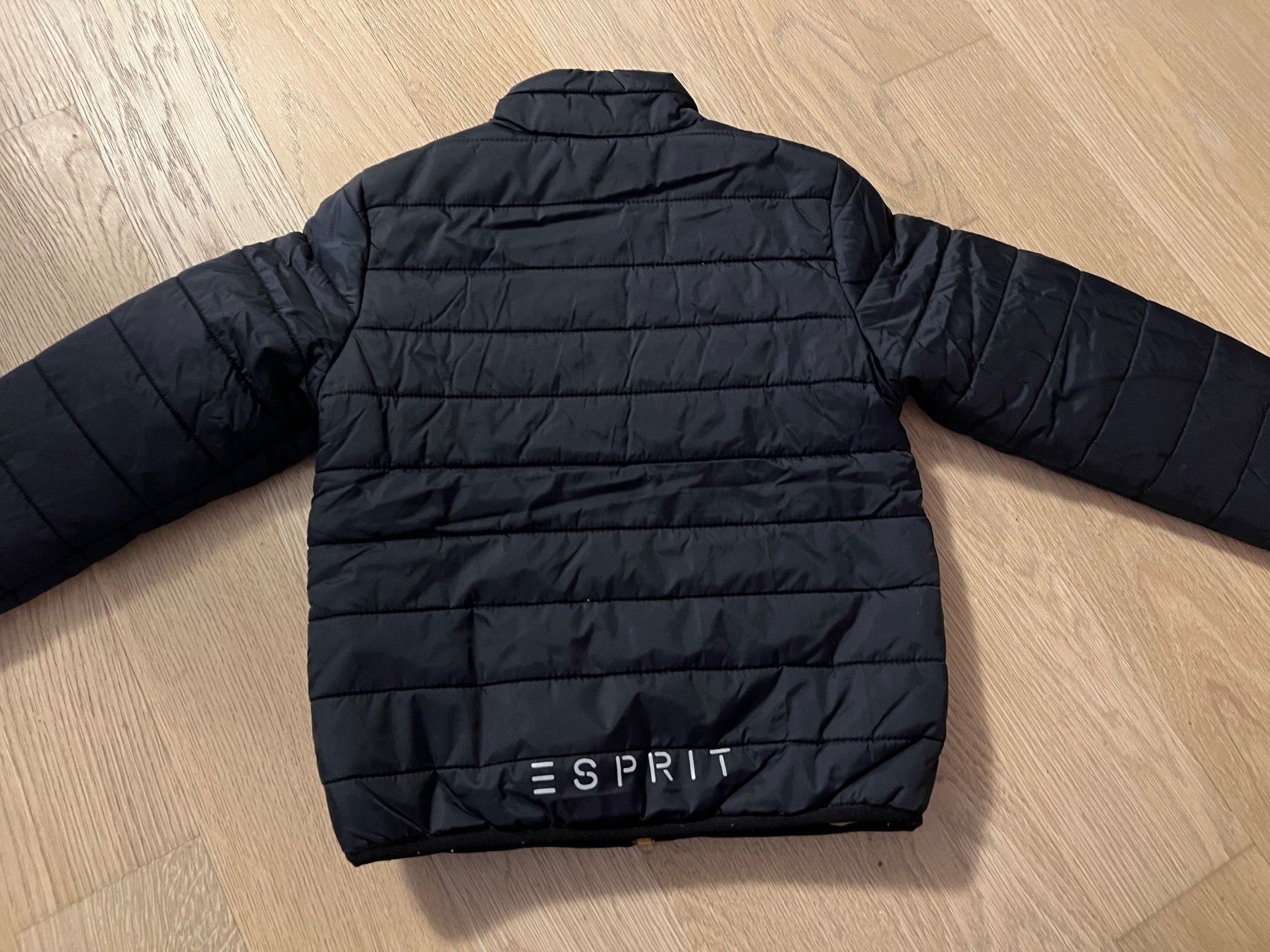 Giacche & Cappotti: Übergangsjacke, Grösse 104/110, Marke Esprit – Usato da St. Gallen venduto da mirnes84 1