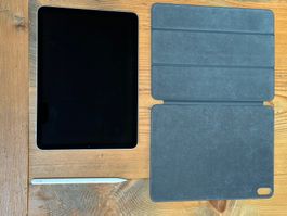 iPad Air (4. Generation, 10,9", Sky Blau, 64 GB) + Apple Pen