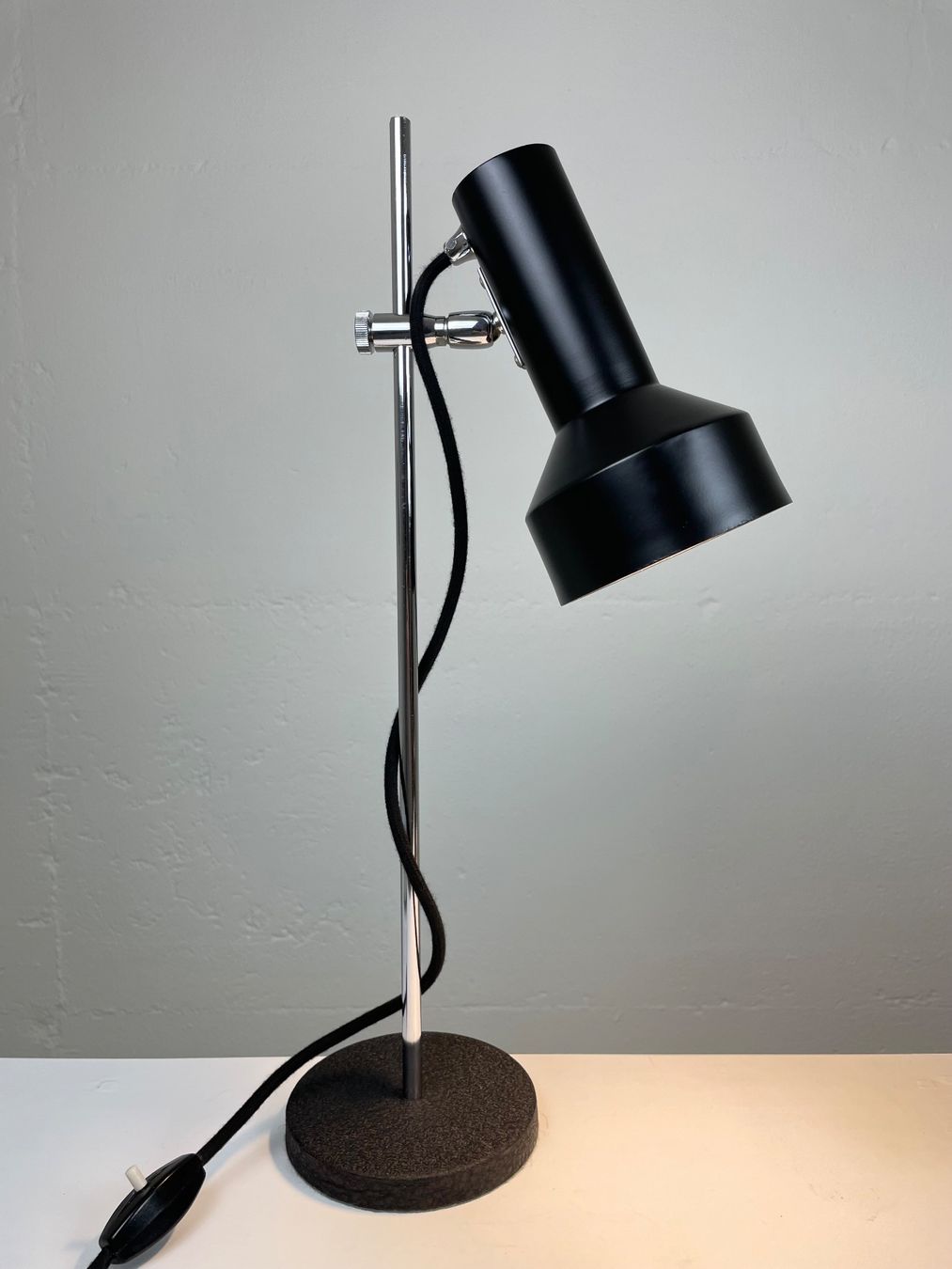 Lampade: Vintage lamp renewed tischlampe lampe – Usato da Genthod venduto da lightyear63 1