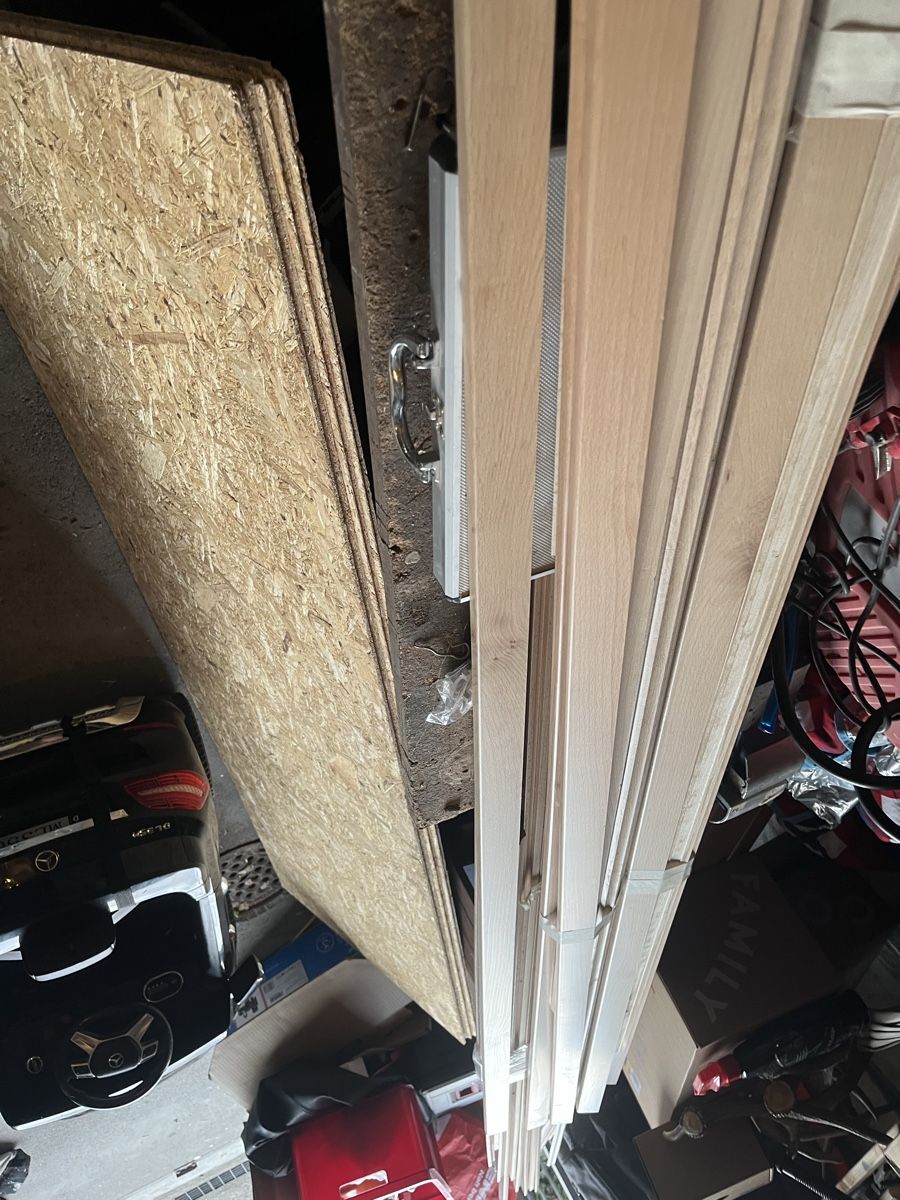 Articoli in legno: Sockelleisten Buche Echtholz ca. 80 Meter – Nuovo (secondo la descrizione) da Schönenberg ZH venduto da ING8 2