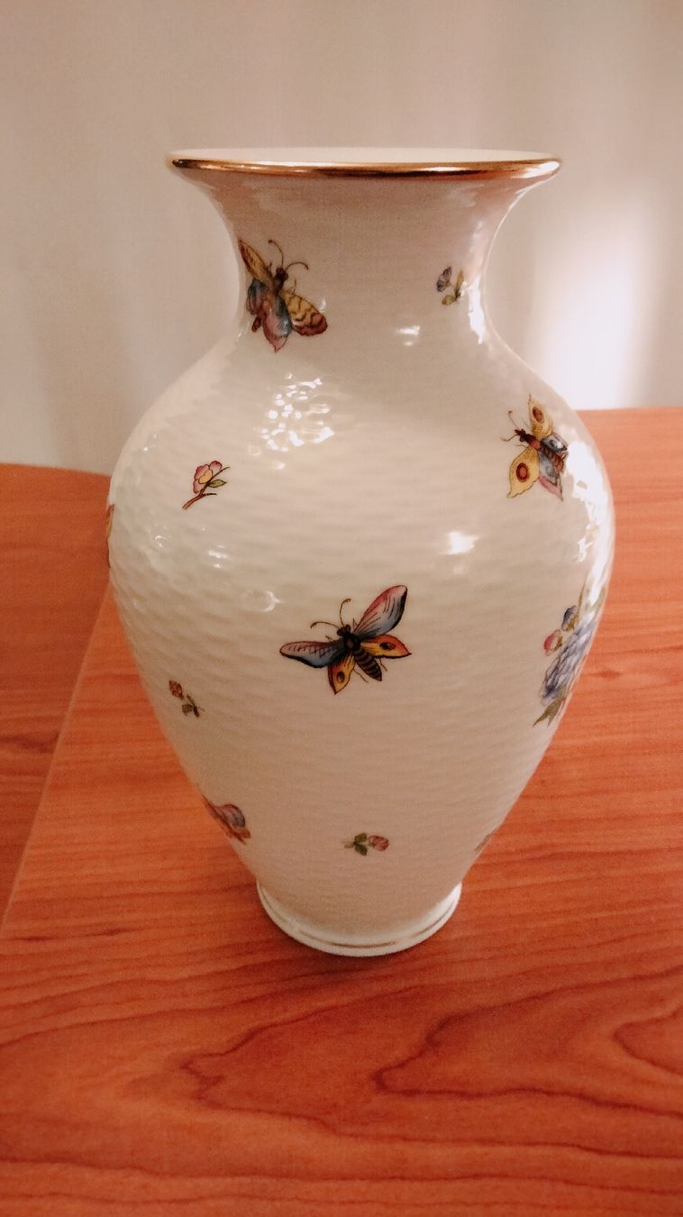 Herend Vasi & Recipienti: Herend Vase Queen Victoria – Usato da Küsnacht ZH venduto da turtlehouse