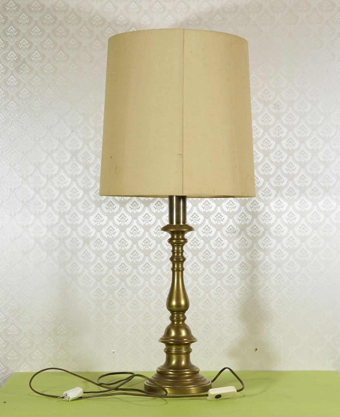 Belux Lampade: grosse Belux Messing Tischlampe - Stehlampe – Usato da Meggen venduto da Trouvaillen 3