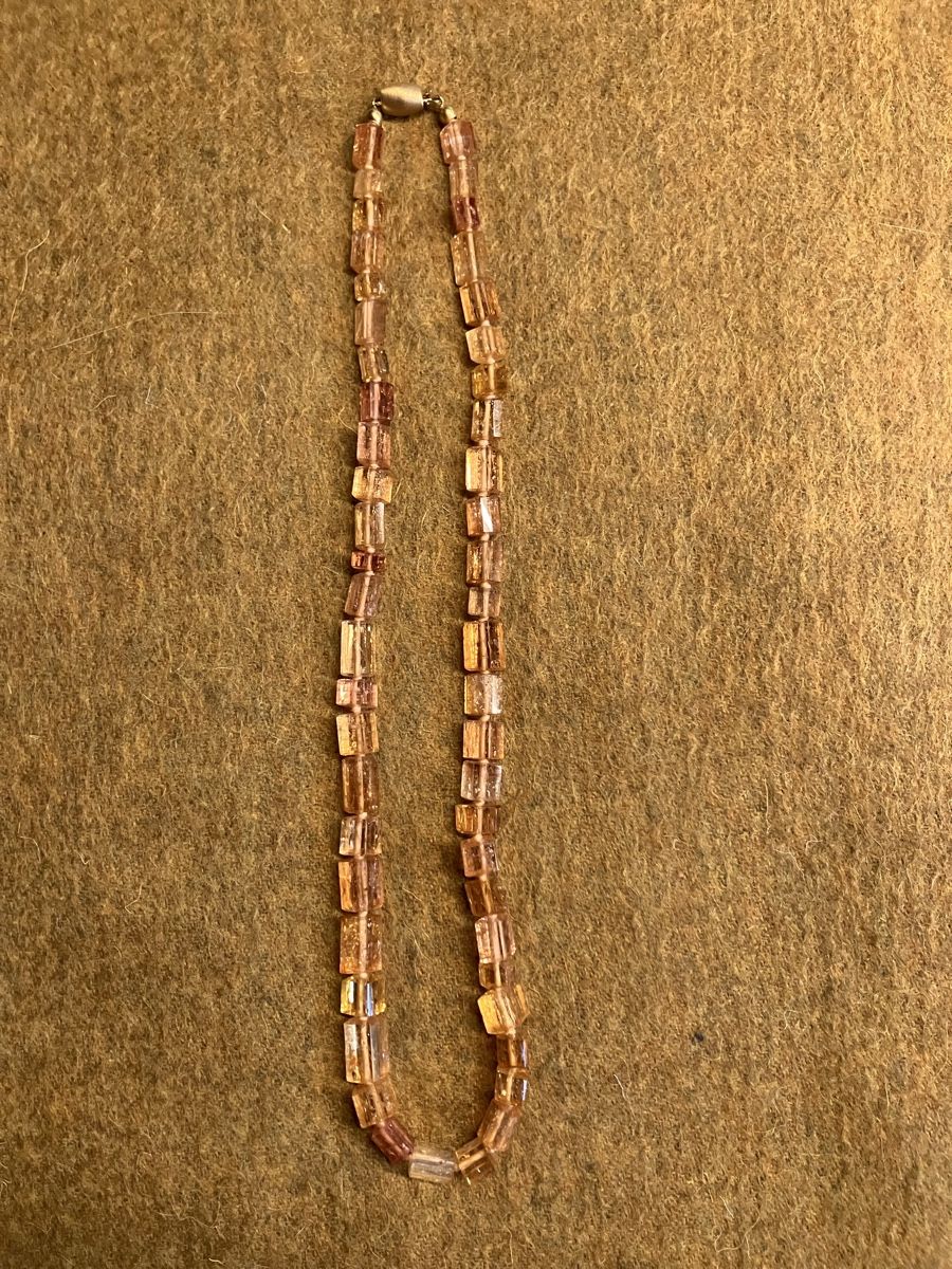 Pietre preziose: Edeltopas- Collier – Usato da Zuchwil venduto da Sterne03