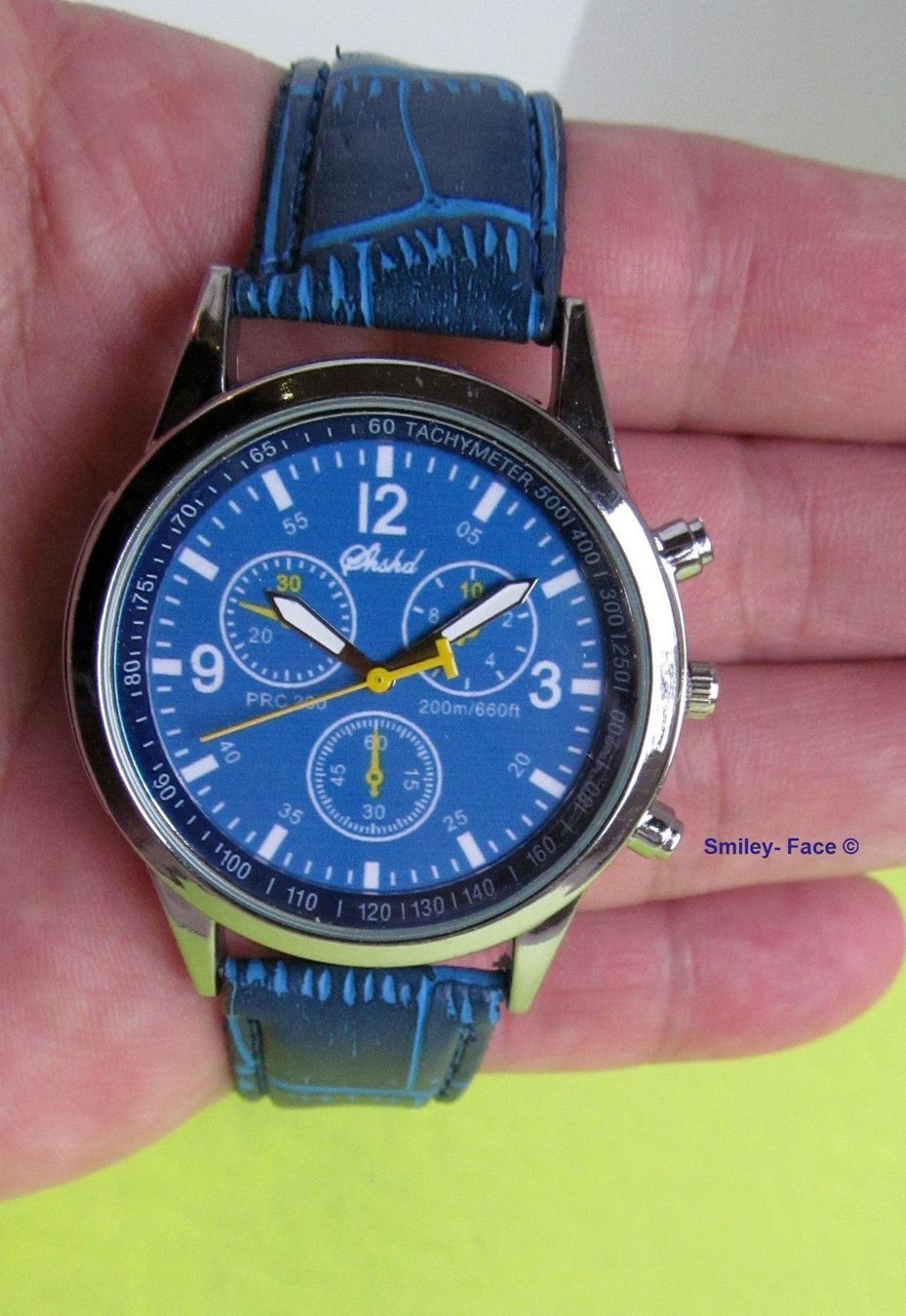 Orologi: Herrenuhr Silber mit blauem Zifferblatt – Nuovo e nell'imballaggio originale da St. Margarethen TG venduto da Smiley-Face 2