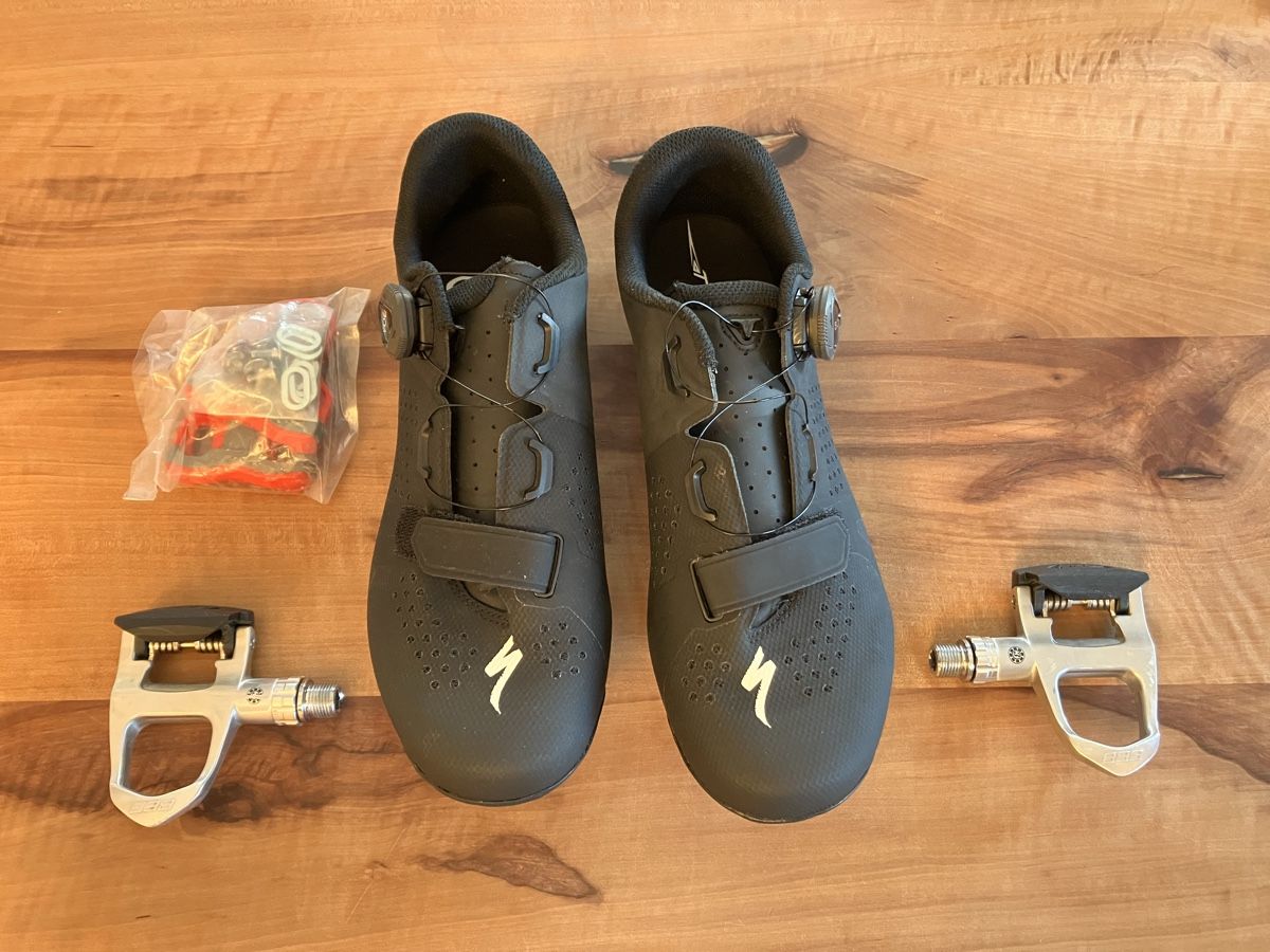 Specialized Herrenschuhe: Specialized Torch 2.0, Grösse 42, neuwertig mit Pedal – Neu (gemäss Beschreibung) aus Menzingen von Sheriff666 1