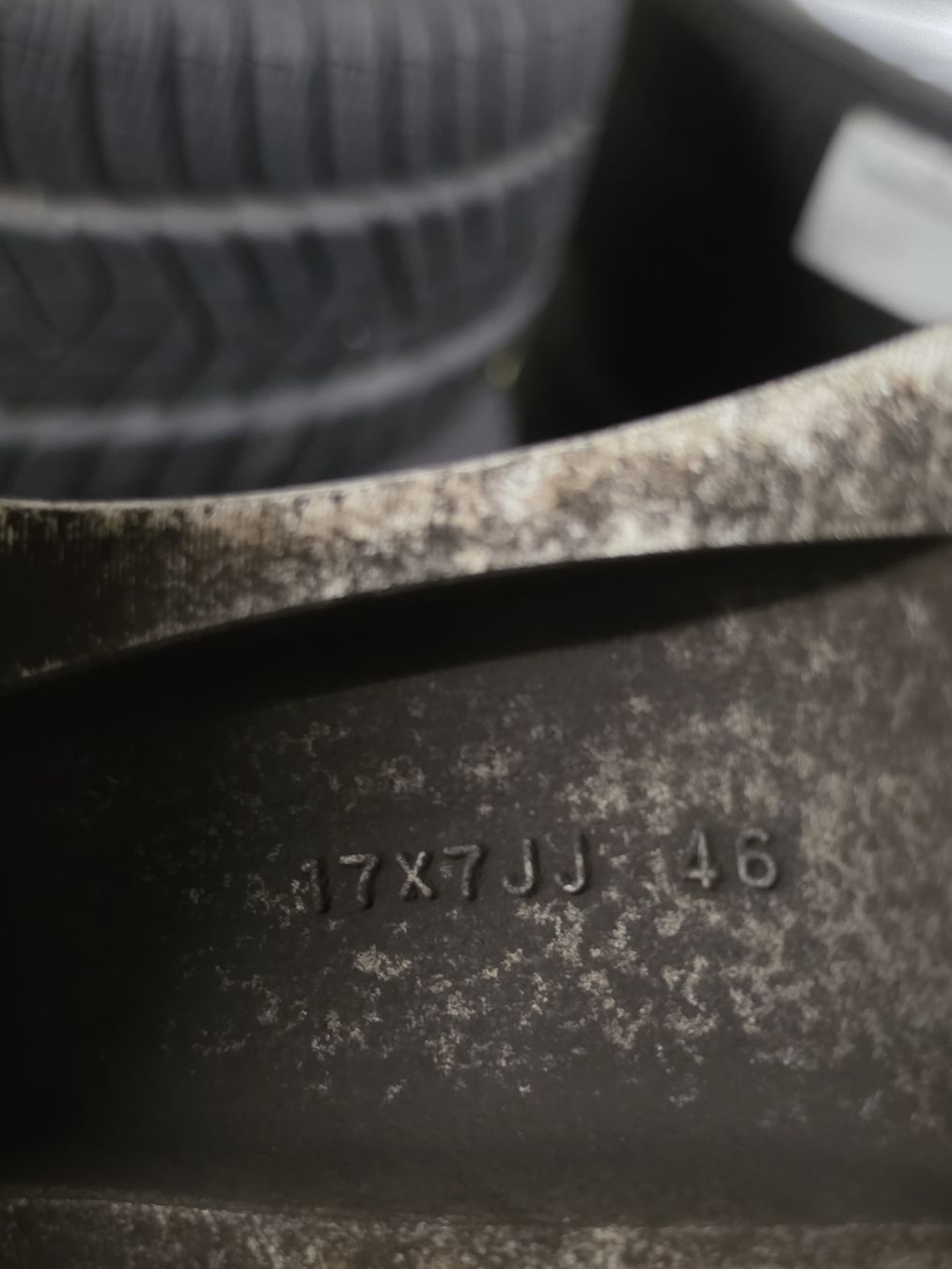 Pneumatici & Ruote complete: Mitsubishi 7x17 ET46 – Usato da Fislisbach venduto da artetuning 4