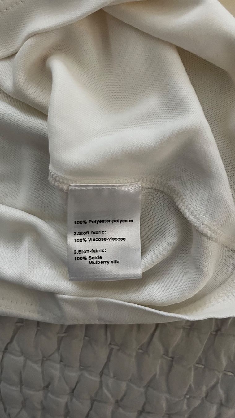 Akris Tops: AKRIS PUNTO: weisses Seidentop – Gebraucht aus Zürich von ann_ngp7 1