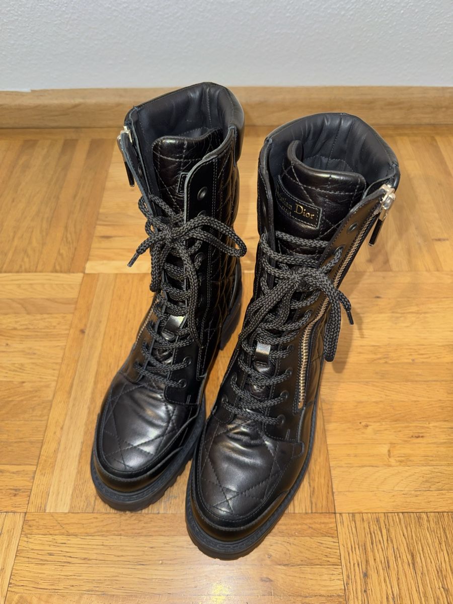 Dior Scarpe da donna: Christian Dior Boots – D-Unit – Usato da Basel venduto da Mxnai 1