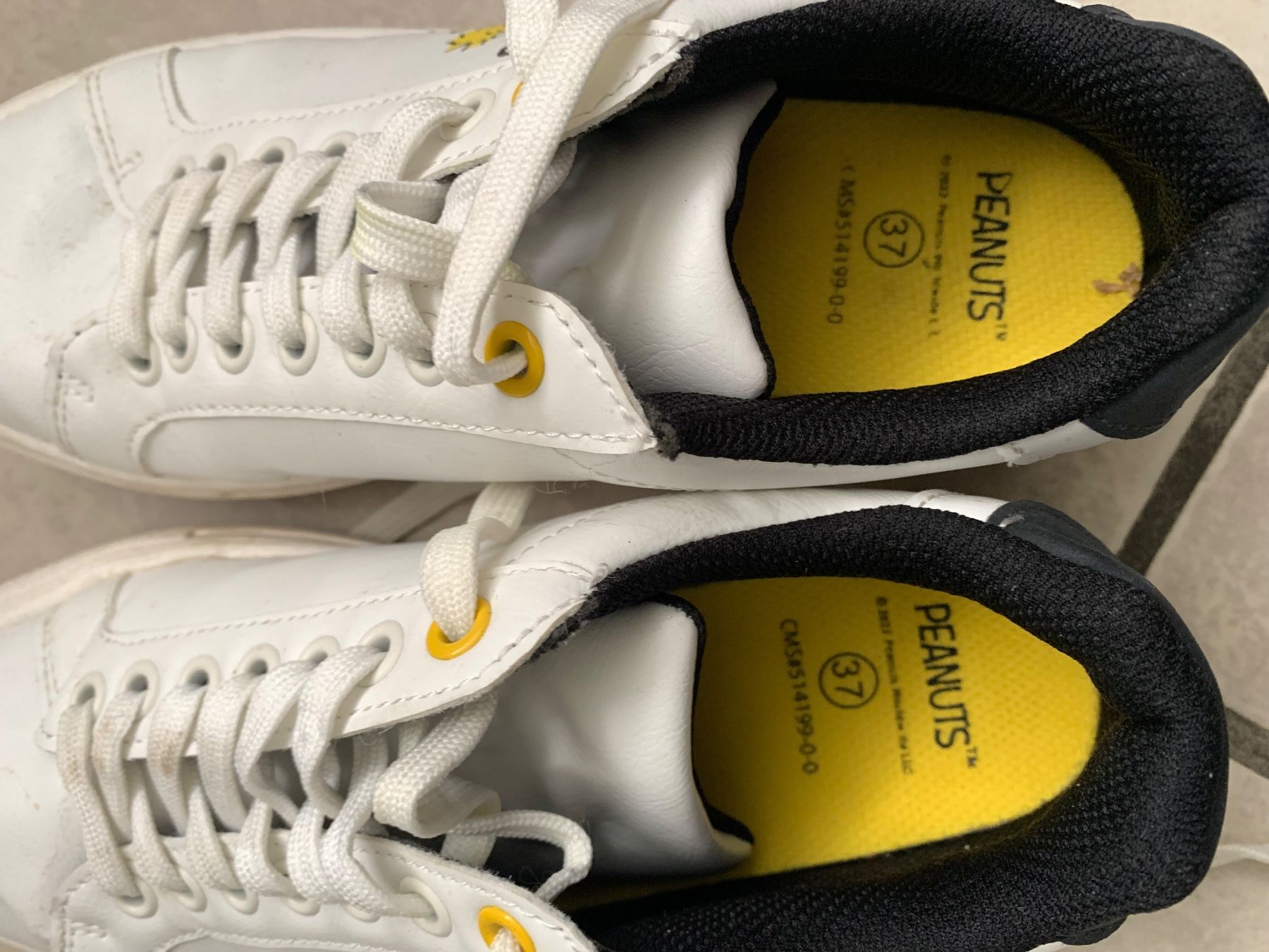 Schuhe für Mädchen: Snoopy Sneakers Gr. 36.5 – Gebraucht aus Ettingen von evs_6w9m 5