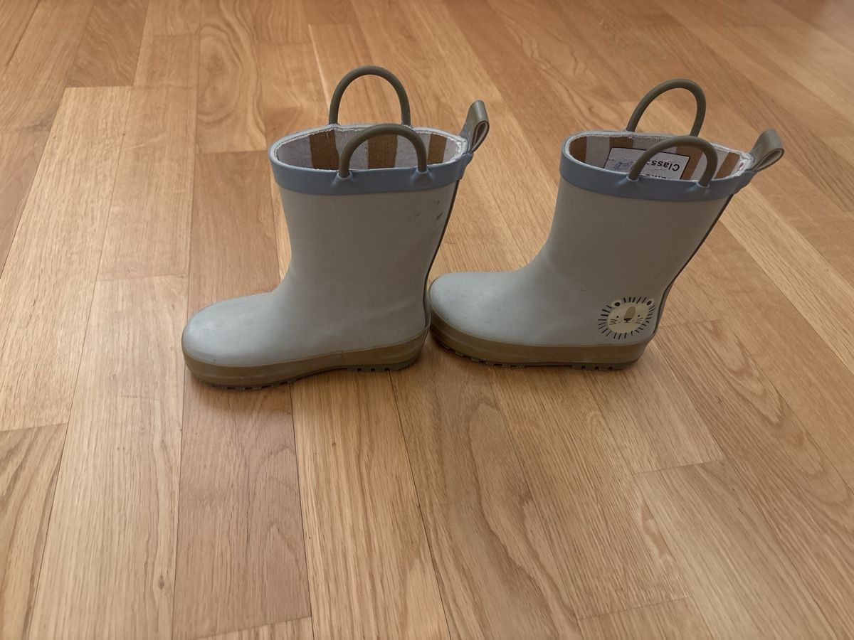 Next Scarpe per ragazzi: Next Regenstiefel gr 24/25 – Usato da Untervaz venduto da Efri33