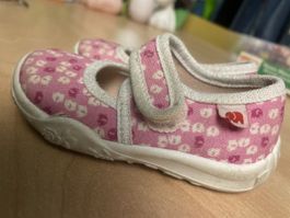 Elefanten Lauflernschuhe/Finken, Gr. 22, Blumenmuster