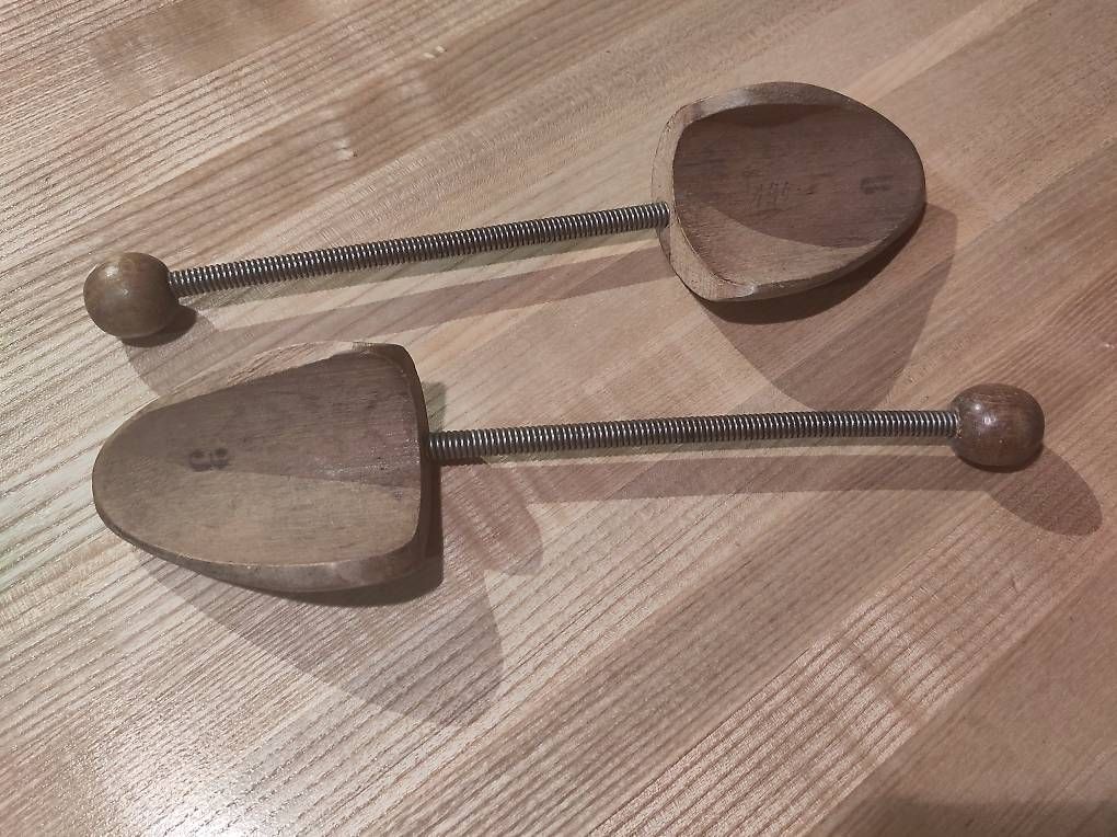 Altro in  Abbigliamento & Accessori: Vintage Schuhspanner – Usato da Bretzwil venduto da mysteli79 1