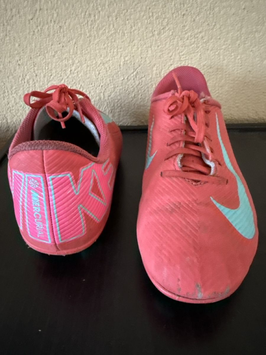 Nike Scarpe da uomo: Fussballschuhe Nike 37.5 – Usato da Buttikon SZ venduto da Kellerabteil 2
