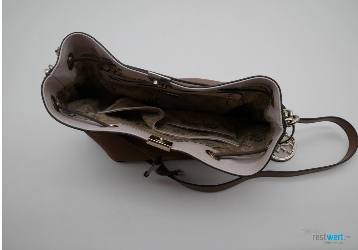 Guess Sacs femmes: Guess Tasche Braun – Neuf (Voir description) à Winterthur par Restwert_Winterthur 1