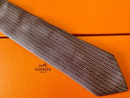 Cravate HERMES-Paris „Red & Silver Rings" -avec box original