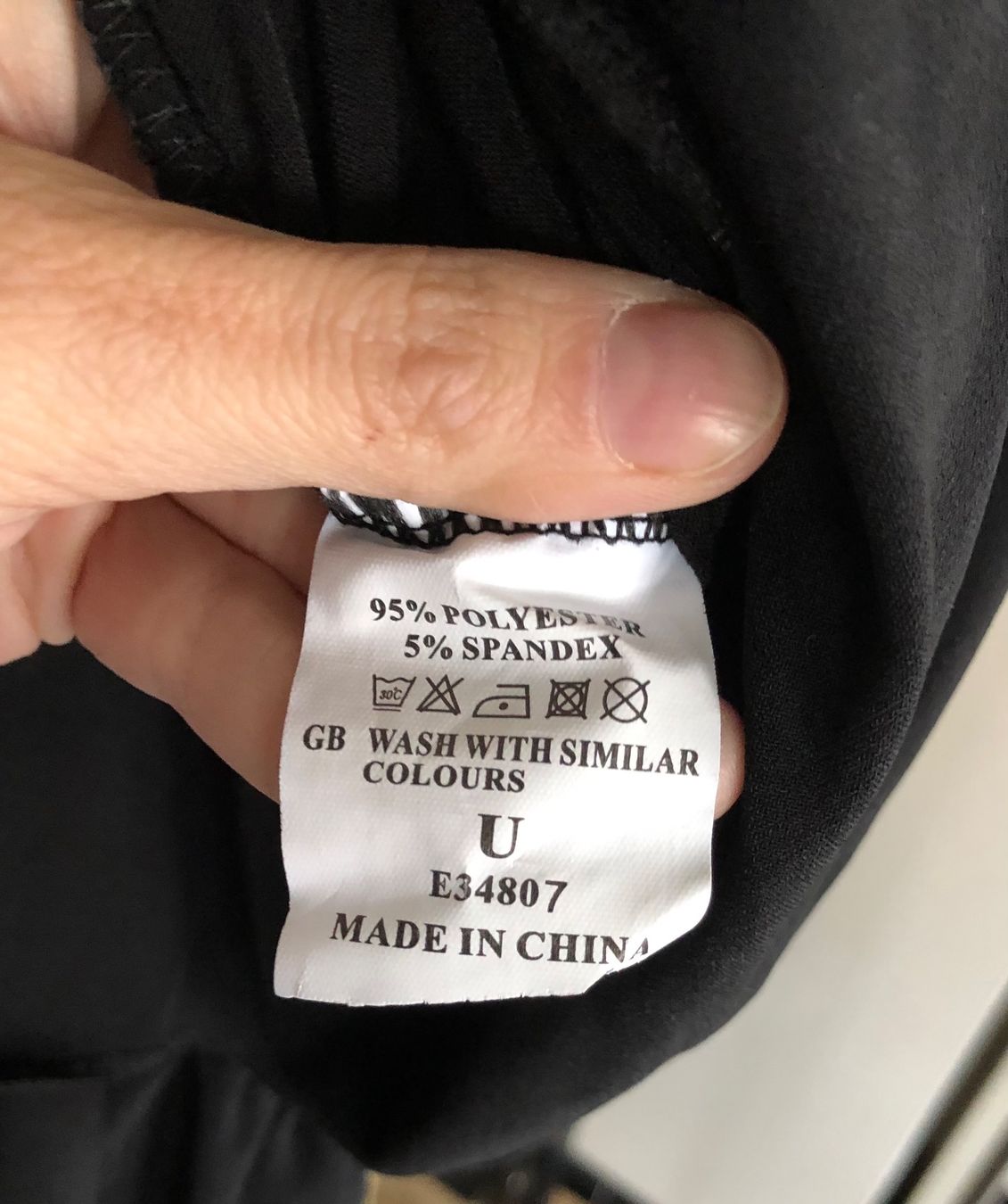 Tuniche: Robe mini ou tunique noire drapée Yendi taille S neuve – Nuovo e nell'imballaggio originale da Coppet venduto da Vanessamode 9