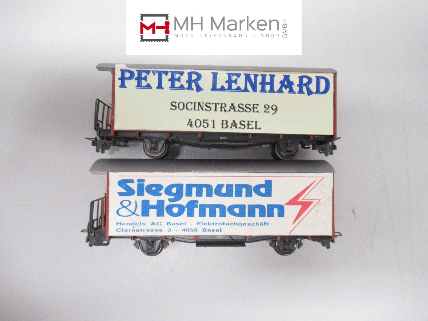 Bemo Modellini di ferrovie: Bemo H0m Gedeckte Güterwagen mit Dachdecker und and. Werbung – Usato da Basel venduto da mhmarken 1